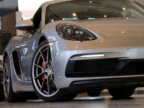 Used 2021 Porsche 718 Cayman GTS RWD image 53