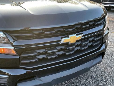 Used 2022 Chevrolet Colorado LT w/ Fleet Safety Package image 28