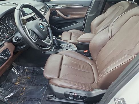 Used 2018 BMW X1 xDrive28i image 32