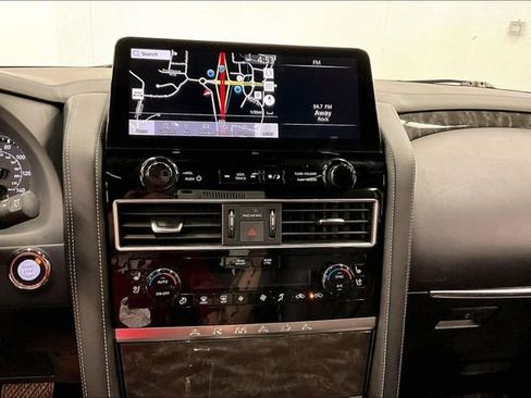 Used 2021 Nissan Armada Platinum image 31