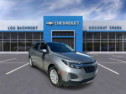 Used 2023 Chevrolet Equinox LT image 1