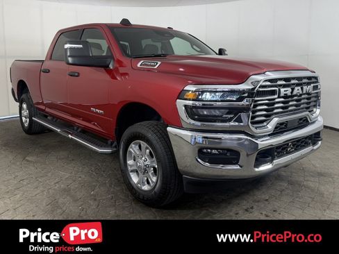 Used 2026 RAM 2500 Big Horn AWD/4WD image 1