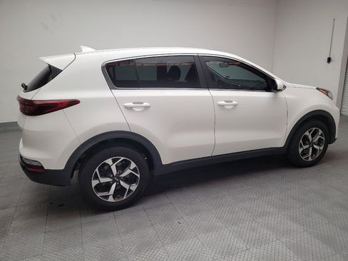 Used 2020 Kia Sportage LX image 10