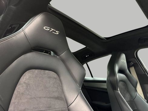 Used 2022 Porsche Panamera GTS AWD/4WD image 15
