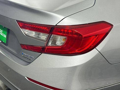 Used 2022 Honda Accord Touring image 34