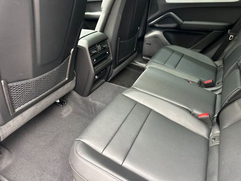 New 2026 Porsche Cayenne image 13