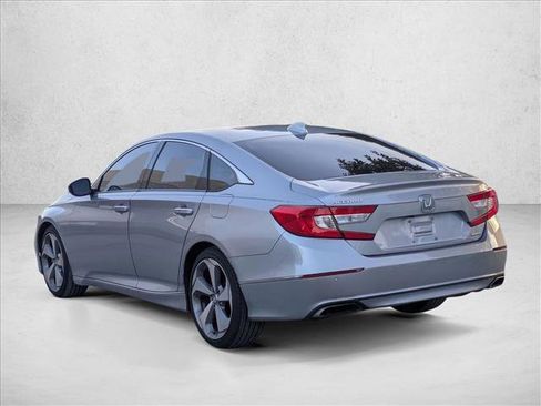 Used 2018 Honda Accord Touring image 5