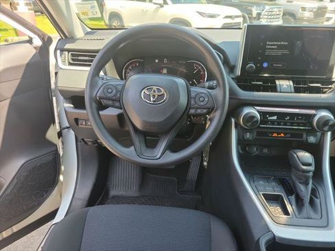 Certified 2025 Toyota RAV4 LE FWD image 18