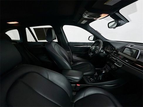 Used 2017 BMW X1 xDrive28i image 29