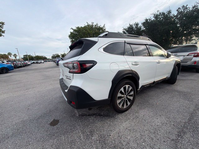 Used 2023 Subaru Outback Touring XT AWD/4WD image 3