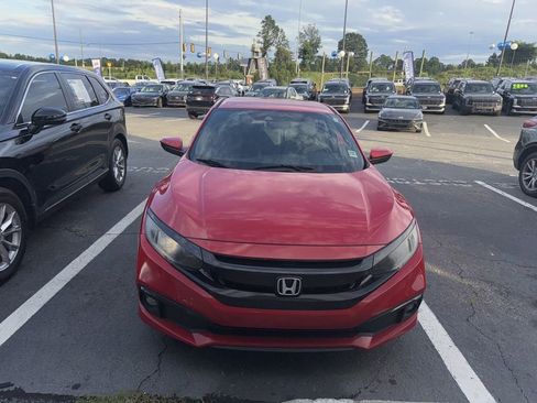 Used 2019 Honda Civic Sport image 2