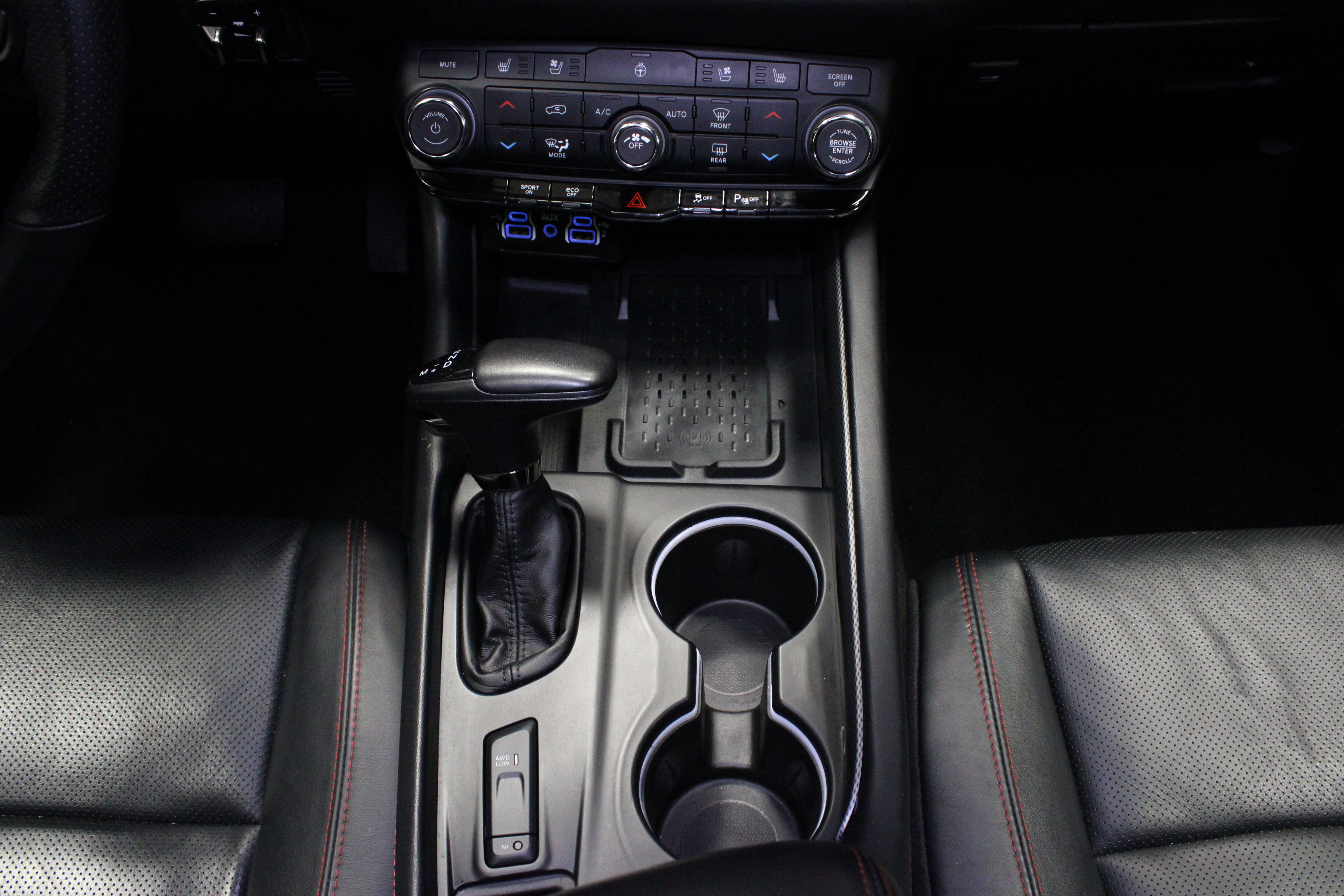 Used 2025 Dodge Durango R/T AWD/4WD image 23