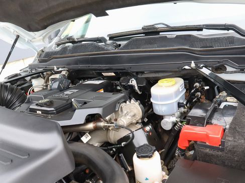 Used 2023 RAM 2500 Big Horn w/ Level 1 Equipment Group image 20