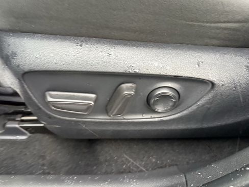 Certified 2025 Toyota RAV4 XLE AWD/4WD image 25