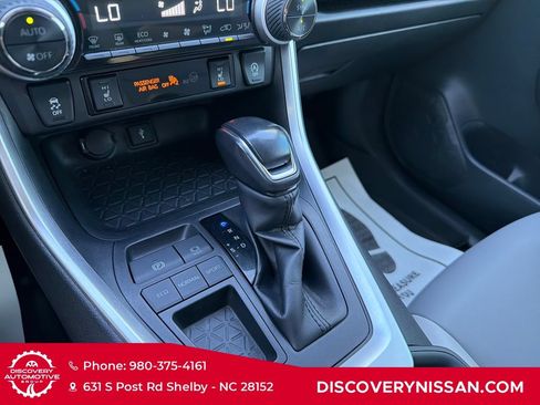 Used 2020 Toyota RAV4 XLE Premium FWD image 25