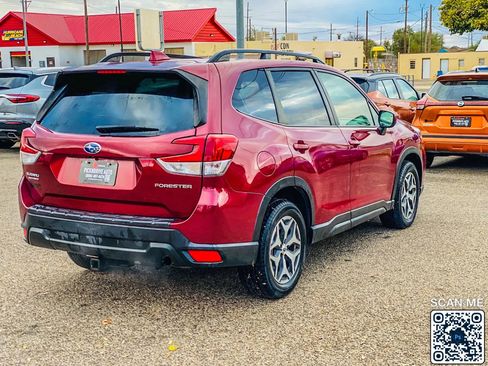 Used 2019 Subaru Forester Premium image 8