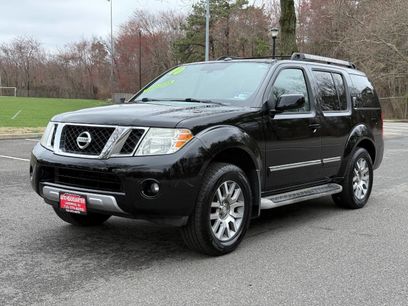 Used 2010 Nissan Pathfinder LE w/ Navigation Pkg