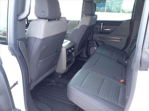 New 2025 GMC Hummer EV 3X w/ Extreme Off-Road Package image 13