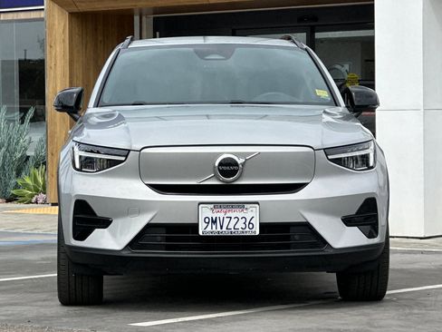Certified 2024 Volvo XC40 Recharge Core w/ Protection Package Premier AWD/4WD image 9
