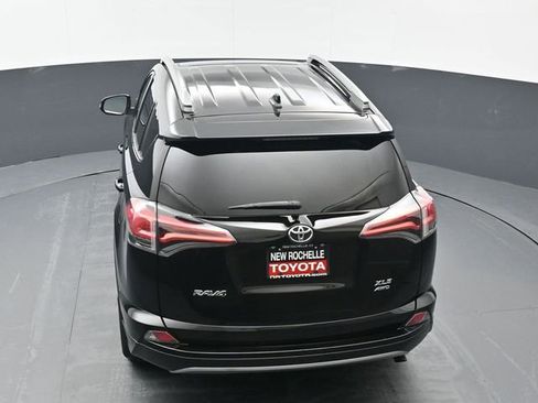 Used 2017 Toyota RAV4 XLE image 40