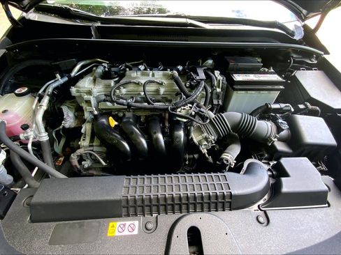 Used 2021 Toyota Corolla LE FWD image 30