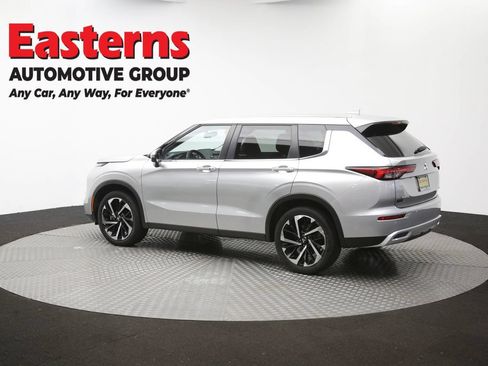 Used 2024 Mitsubishi Outlander SE FWD image 63