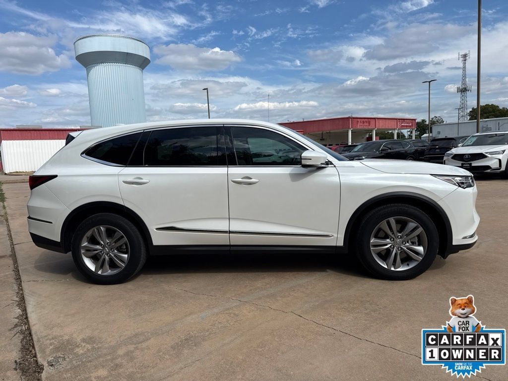 Used 2023 Acura MDX SH-AWD image 4
