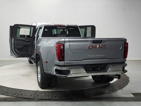 New 2026 GMC Sierra 3500 SLT w/ SLT Convenience Package AWD/4WD image 14