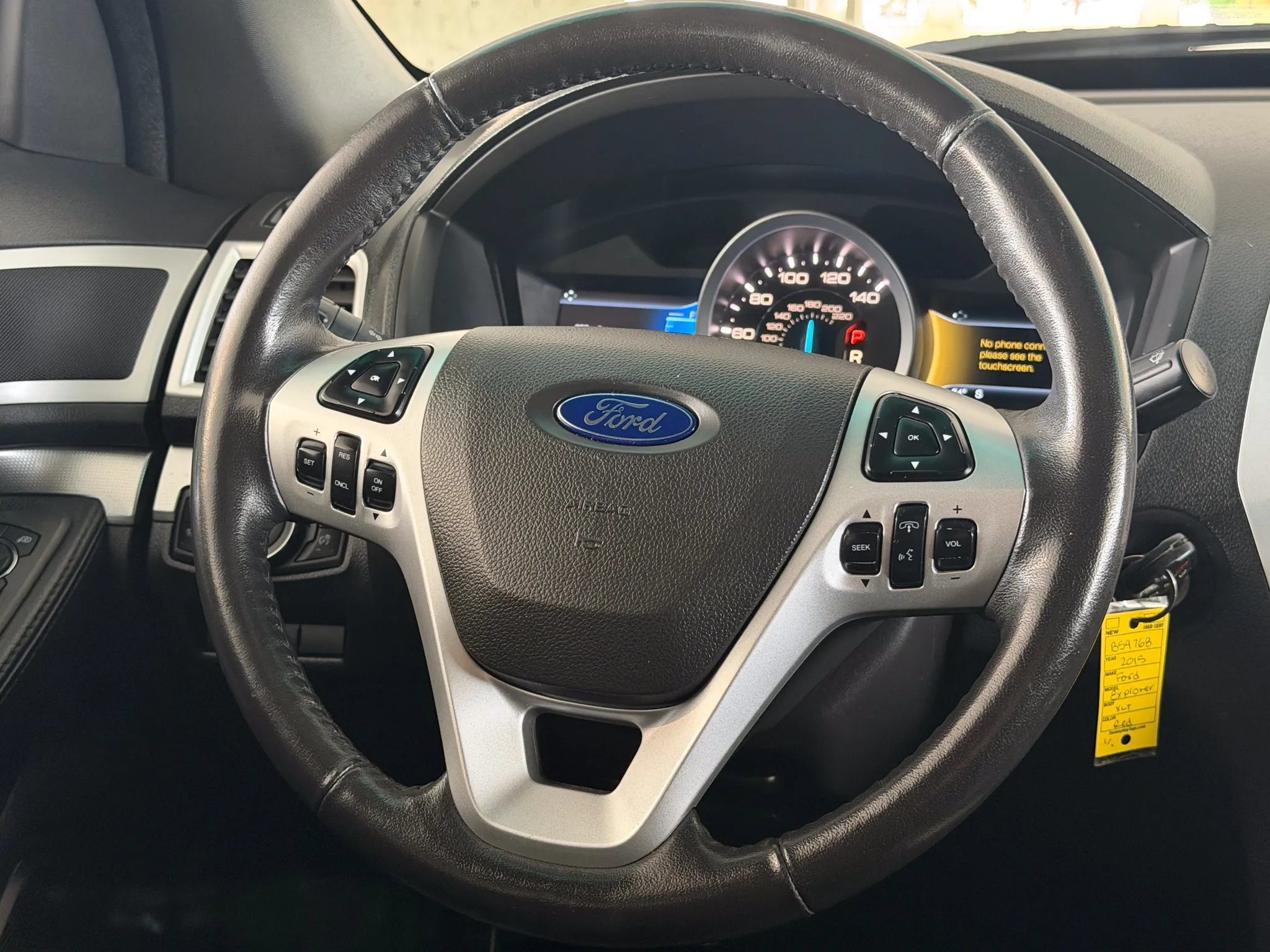 Used 2015 Ford Explorer XLT w/ Equipment Group 202B FWD image 31