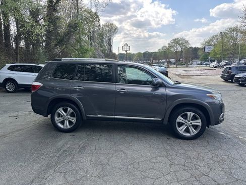 Used 2012 Toyota Highlander Limited w/ Tow Pkg image 4