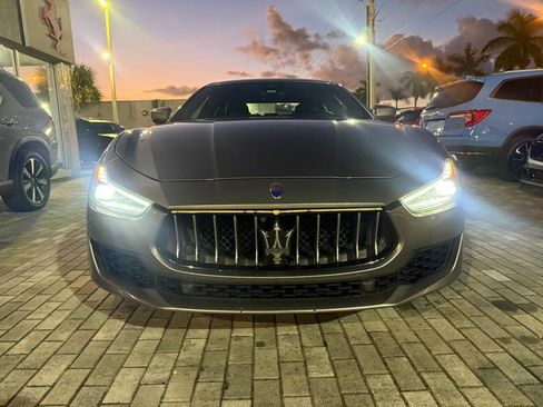 Used 2019 Maserati Ghibli S Q4 AWD/4WD image 2