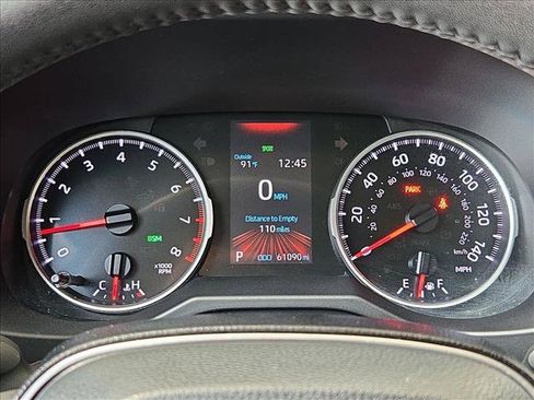 Used 2021 Toyota RAV4 XLE Premium FWD image 11