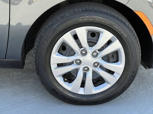 Certified 2023 Kia Soul LX image 14