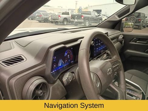 Used 2024 Chevrolet Colorado Trail Boss AWD/4WD image 11
