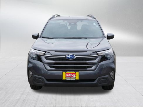 Certified 2025 Subaru Forester Premium AWD/4WD image 2