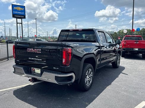 Used 2026 GMC Sierra 1500 SLT AWD/4WD image 6