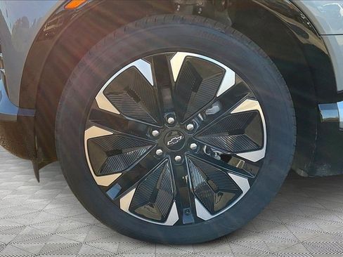 New 2026 Chevrolet Blazer EV RS image 15