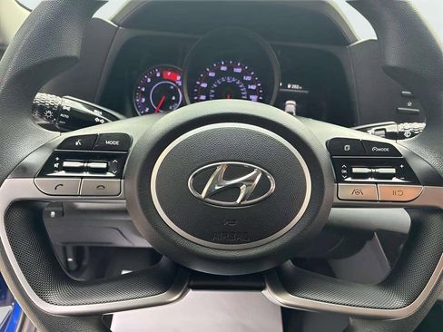 Used 2023 Hyundai Elantra SEL w/ Cargo Package image 15