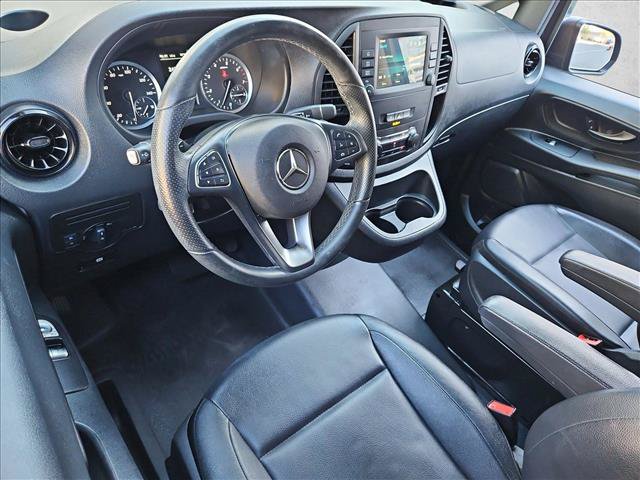 Used 2023 Mercedes-Benz Metris image 10