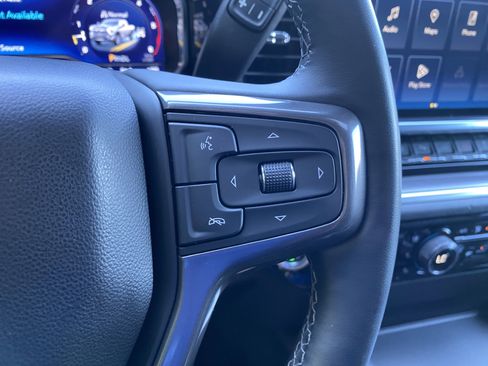 Used 2024 Chevrolet Silverado 2500 High Country w/ Technology Package AWD/4WD image 21