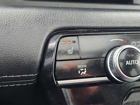 Certified 2025 Honda Pilot Touring image 22