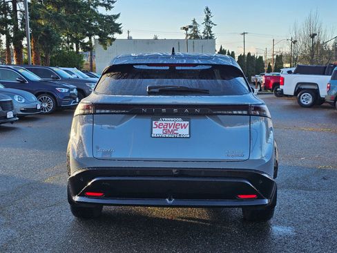 Used 2023 Nissan Ariya AWD image 6