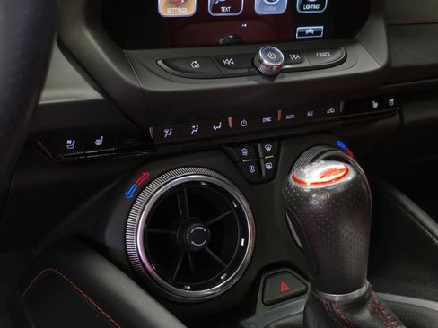 Used 2016 Chevrolet Camaro SS RWD image 27