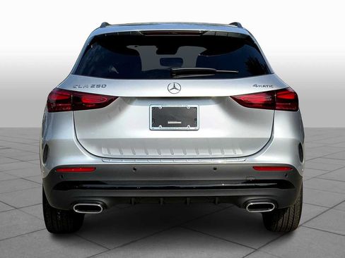 Certified 2026 Mercedes-Benz GLA 250 4MATIC image 4