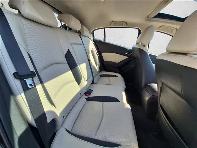 Used 2016 MAZDA MAZDA3 s Grand Touring FWD image 19