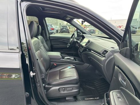 Used 2024 Honda Ridgeline Black Edition image 39