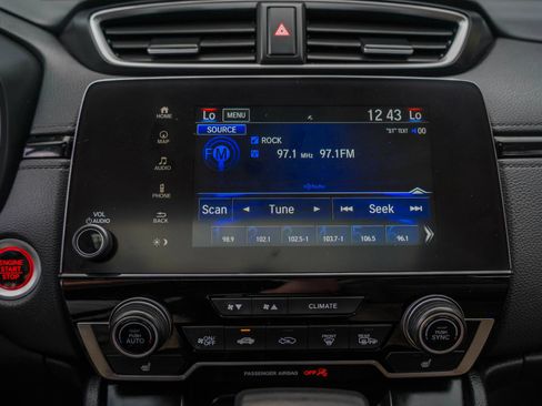 Used 2018 Honda CR-V Touring image 20