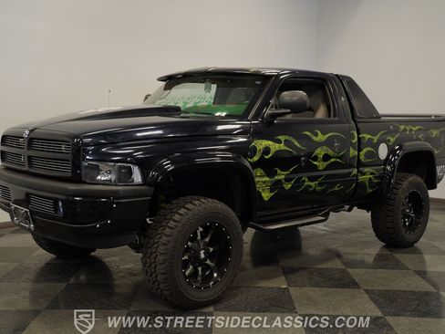 Used 1995 Dodge Ram 1500 Truck 4x4 Regular Cab image 6