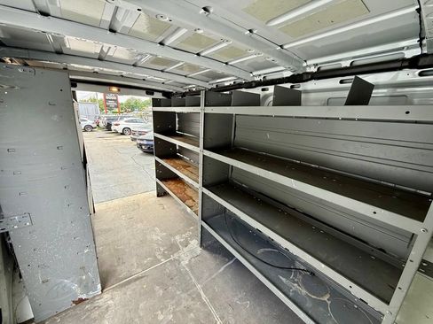 Used 2021 Mercedes-Benz Sprinter 2500 w/ Premium Package image 16