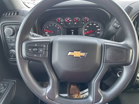 Used 2022 Chevrolet Silverado 1500 Custom image 13